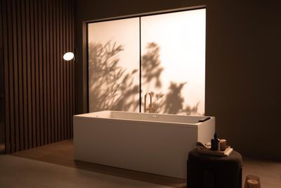 La colección STILE de Novellini redefine el baño como espacio de desconexión y diseño